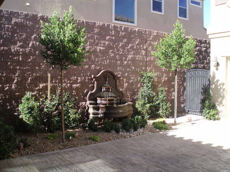 custom pools and spas by greencare.net